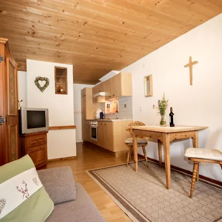 Appartement Beim Holzschnitzer-4 By Interhome *